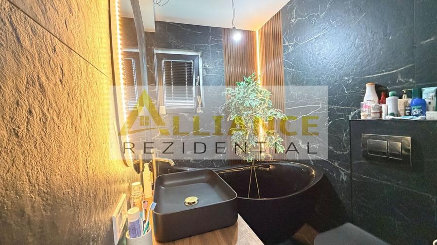 CASA DE VANZARE LA INTRARE IN COMUNA BERCENI – 5 CAMERE - 11