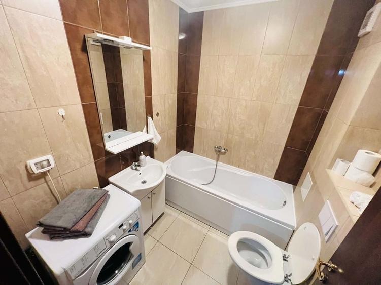 Apartament cu 3 camere decomandat în Nufărul