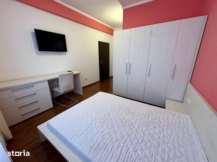 Apartament cu 3 camere decomandat în UTA