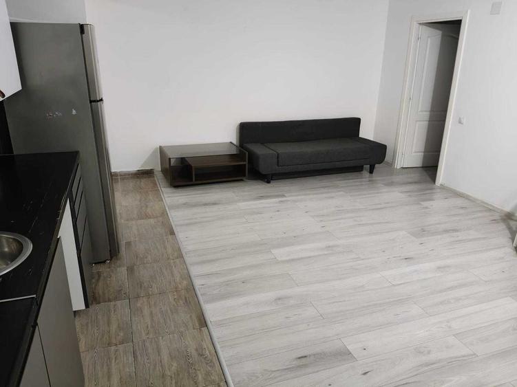 Apartament cu 2 camere decomandat în Florești