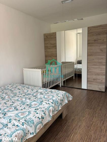 Apartament cu 3 camere decomandat în Astra