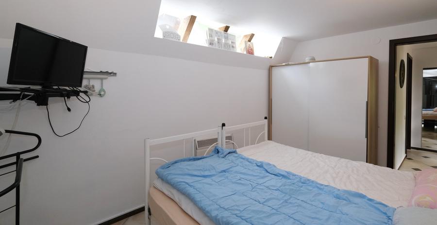Casă individuală cu 4 camere cu Canalizare în Cheia