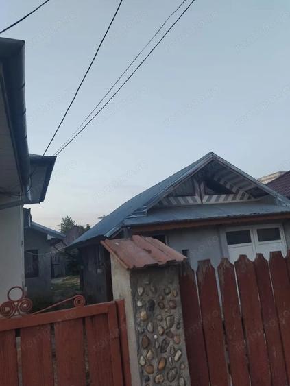 Casă cu 3 camere cu Teren 340 Mp în Central