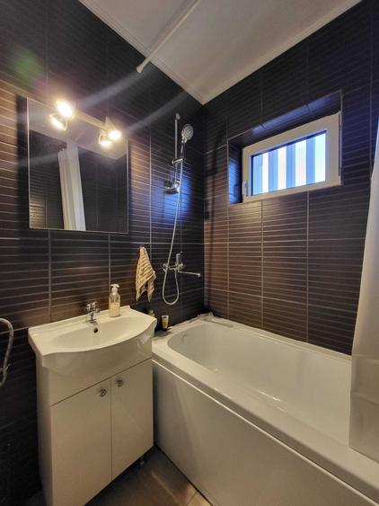 Apartament cu 2 camere decomandat în Drumul Carului