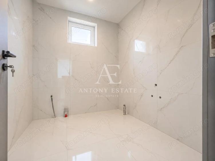 Casă cu Teren 2877 Mp în Tileagd