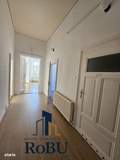 Spațiu comercial, de 130 mp, în Centrul Istoric
