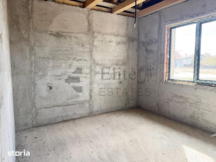 Casă cu 3 camere cu Teren 687 Mp în Nojorid
