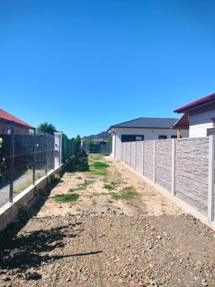 Casă individuală cu 3 camere cu Canalizare în Săcălaz