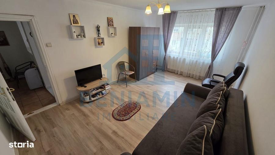 Apartament cu 2 camere decomandat în 1 Mai
