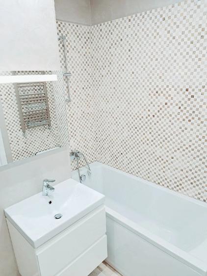 Apartament cu 3 camere decomandat în Tomis Plus