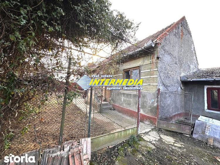Casă cu 3 camere cu Teren 1242 Mp în Bărăbanț