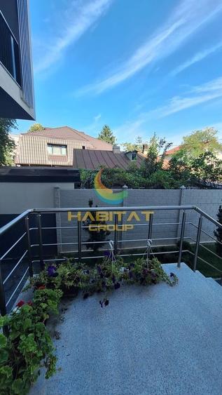 Apartament cu 4 camere semidecomandat în Brâncoveanu