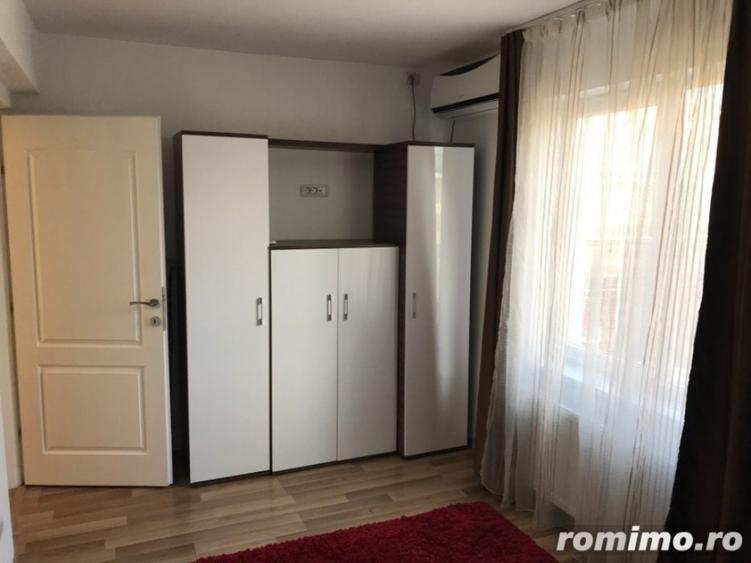 Apartament cu 2 camere decomandat în Gara de Nord