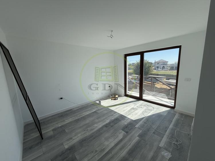 Casă individuală cu 5 camere cu Teren 246 Mp în Preajba