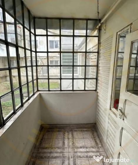 Apartament cu 2 camere decomandat în Popa Șapcă