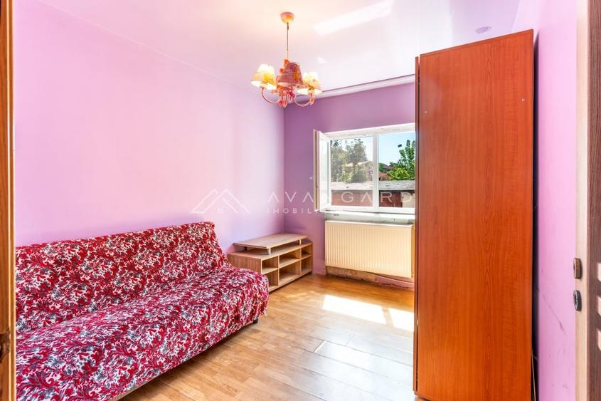 Apartament cu 3 camere decomandat, mobilat în Între Lacuri