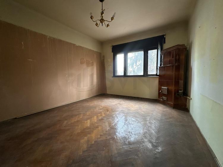 Casă cu 5 camere cu Teren 100 Mp în Alba Iulia