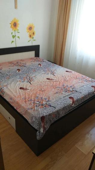 Apartament cu 3 camere semidecomandat în Bicaz