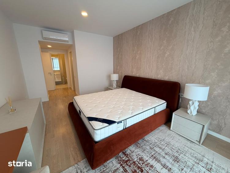 Apartament cu 3 camere decomandat în Central — fotografia 3