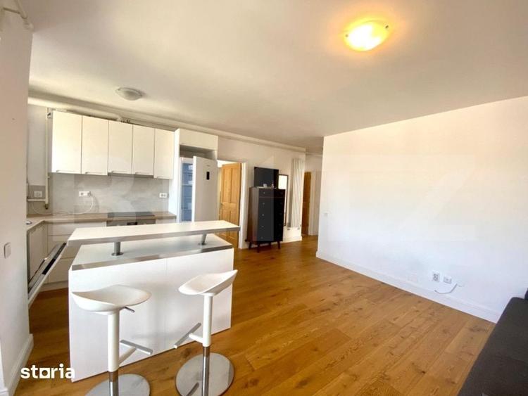 Apartament cu 3 camere semidecomandat în Bulgaria