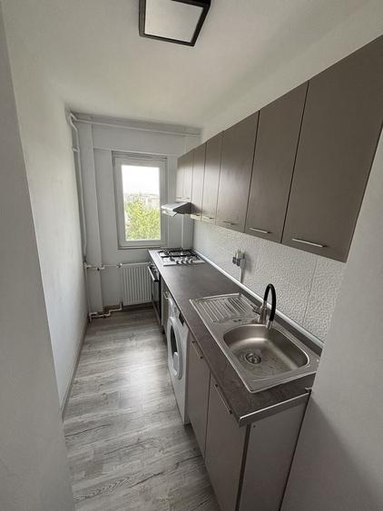 Apartament cu 2 camere decomandat în Colentina