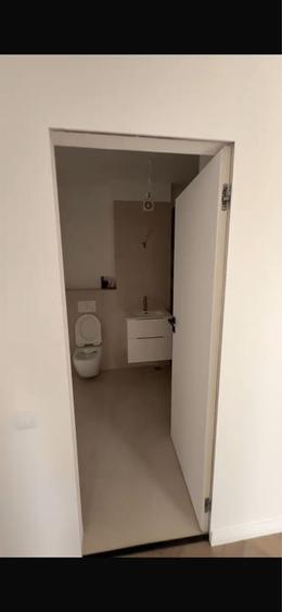 Apartament cu 3 camere decomandat în Exterior Vest