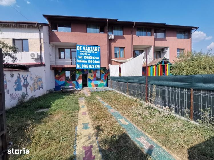 Casă cu 5 camere cu Teren 150 Mp în Roșu