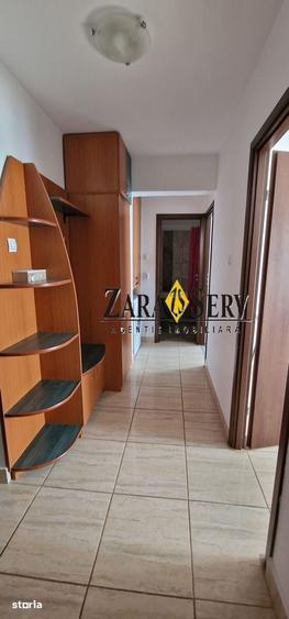 Apartament cu 2 camere decomandat în Republicii