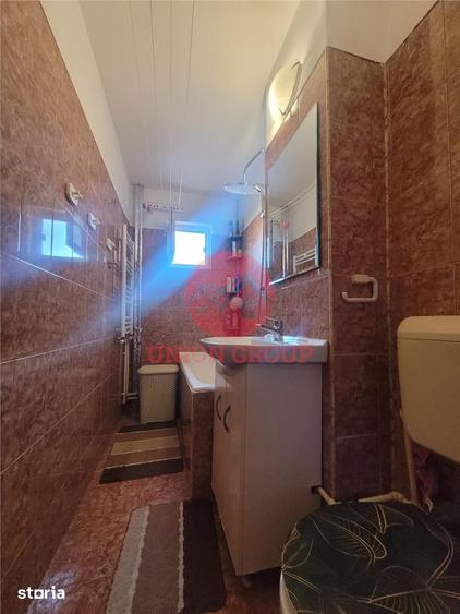 Apartament cu 3 camere, mobilat în Tomis Nord