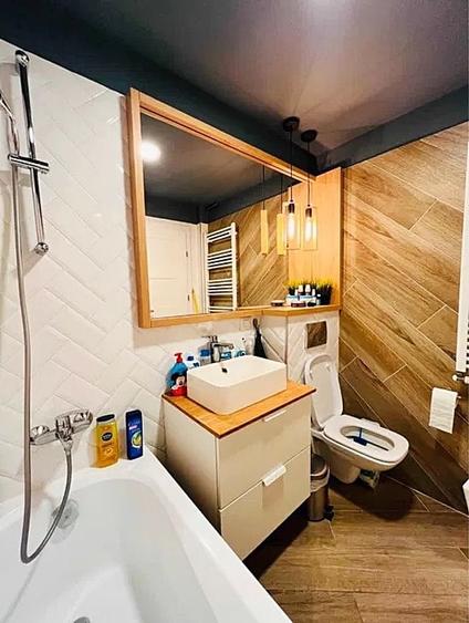 Apartament cu 3 camere decomandat în Dristor
