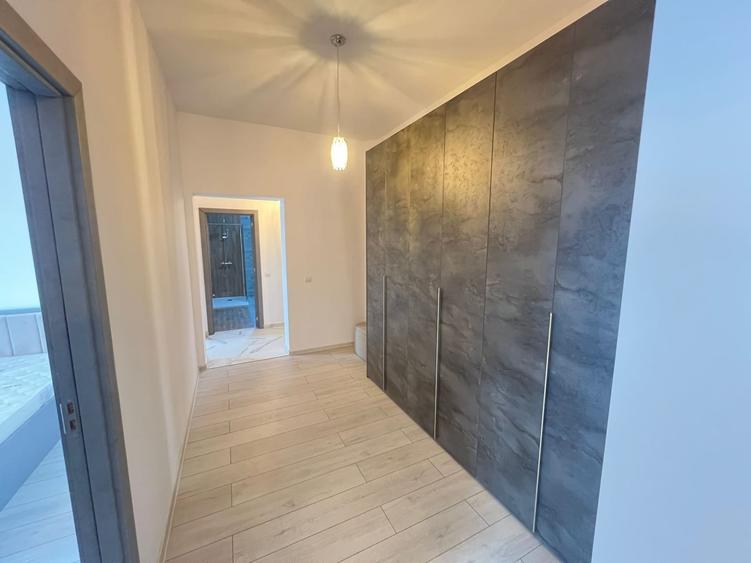 Apartament cu 3 camere decomandat, mobilat în Tărlungeni