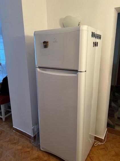 Apartament cu 2 camere semidecomandat, mobilat în Platoul Izvor