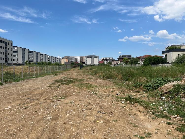Teren Construcții intravilan de 2500 mp, în Theodor Pallady