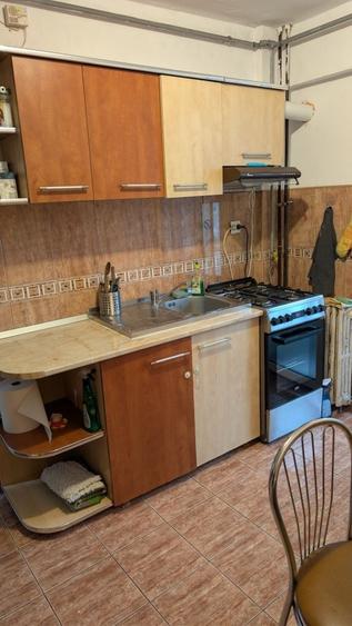 Apartament cu 2 camere decomandat în Malu Roșu