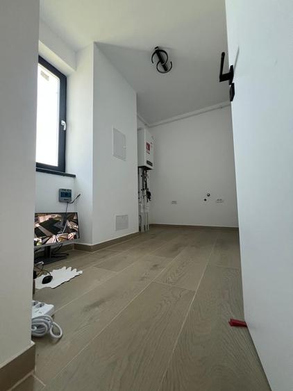 Casă cu 4 camere cu Teren 500 Mp în Ciorogârla