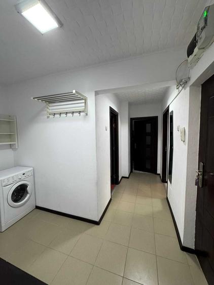 Apartament cu 2 camere decomandat în Calea București