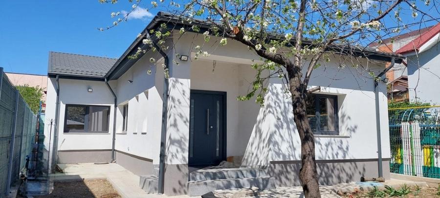 Casă individuală cu 3 camere cu Garaj în Lujerului
