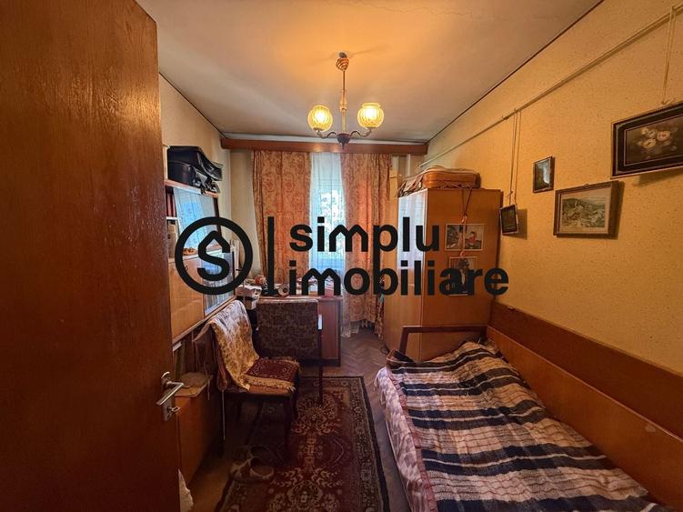 Apartament cu 3 camere decomandat în Brazda lui Novac