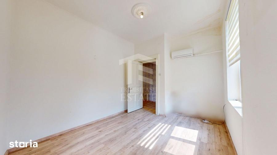 Apartament cu 4 camere în Centrul Istoric