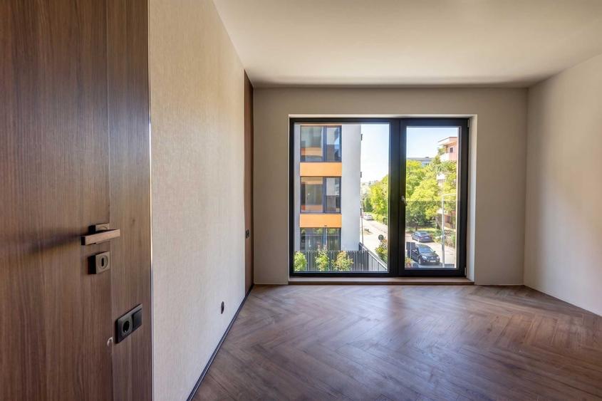 Apartament cu 2 camere semidecomandat în Dosu Bricii