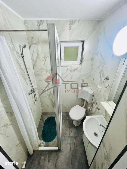 Apartament cu 2 camere decomandat în Podu Roș