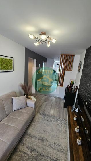 Apartament cu 3 camere decomandat în Central