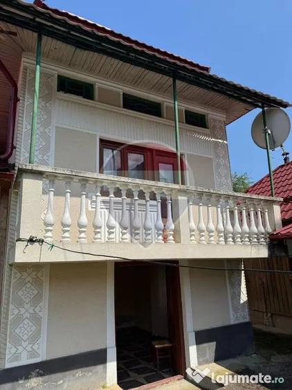 Casă cu 4 camere cu Teren 7700 Mp în Breb
