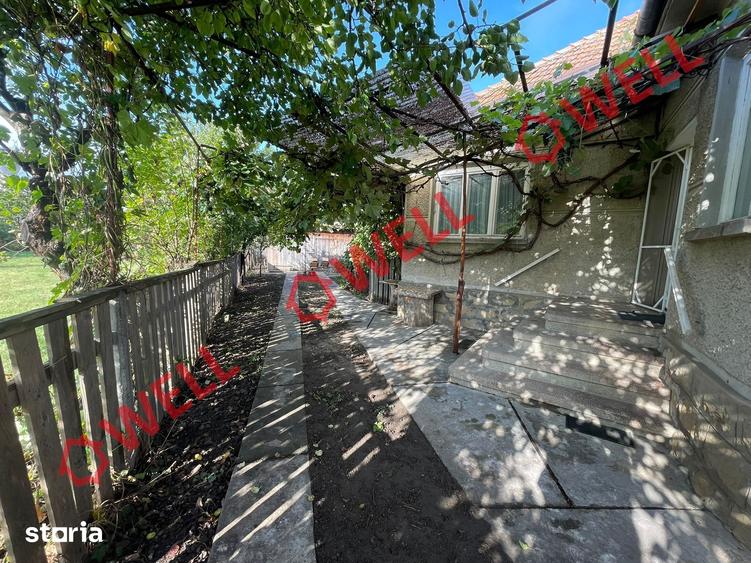 Casă cu 2 camere cu Teren 369 Mp în Central