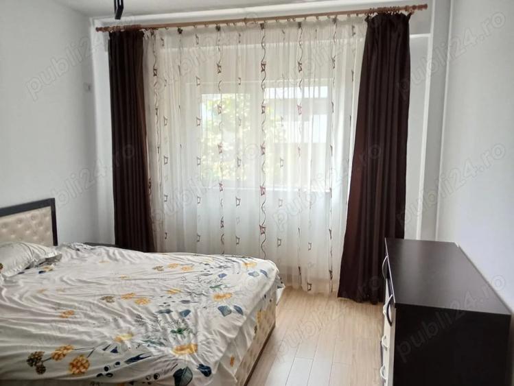 Apartament cu 2 camere semidecomandat în Roșu