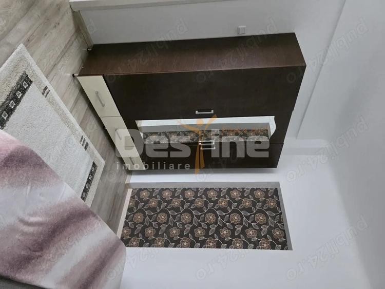 Apartament cu 2 camere semidecomandat, mobilat în Regie