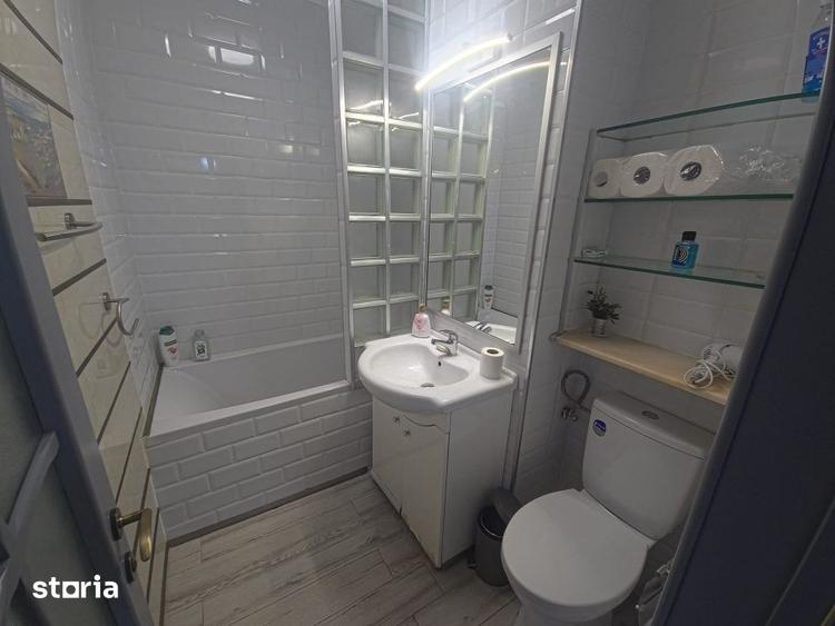 Apartament cu 2 camere decomandat în CET