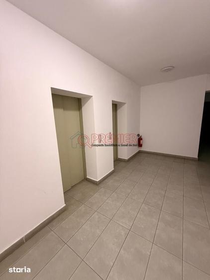 Apartament cu 2 camere în Apărătorii Patriei