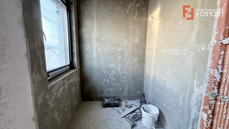 Duplex cu 5 camere cu Canalizare în Moșnița Nouă
