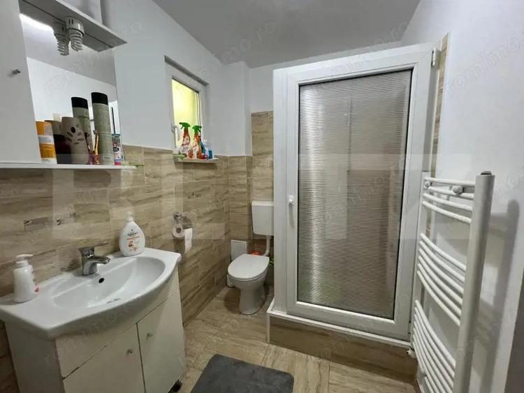 Casă cu 4 camere cu Teren 300 Mp în Central